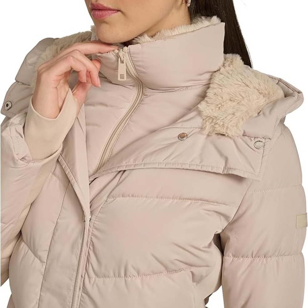 Andrew Marc Women's 
 Puffer Jacket size M